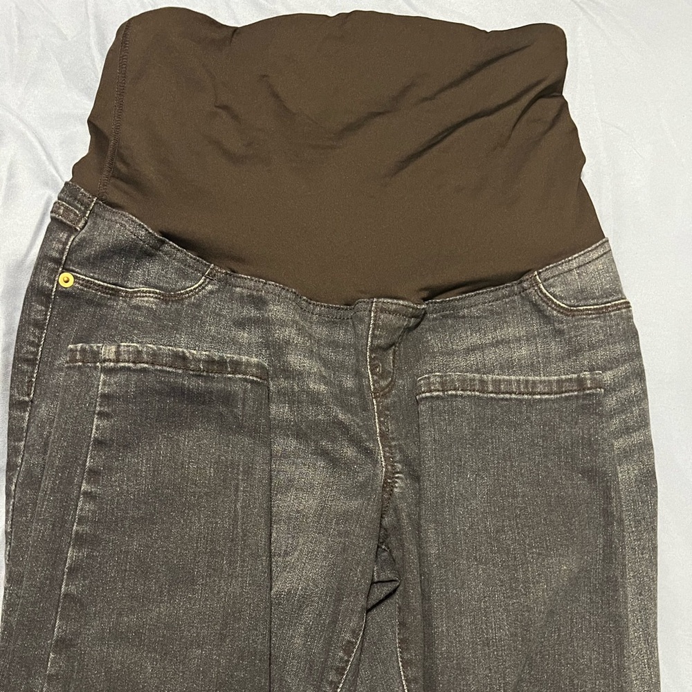 Size M maternity blue jeans
